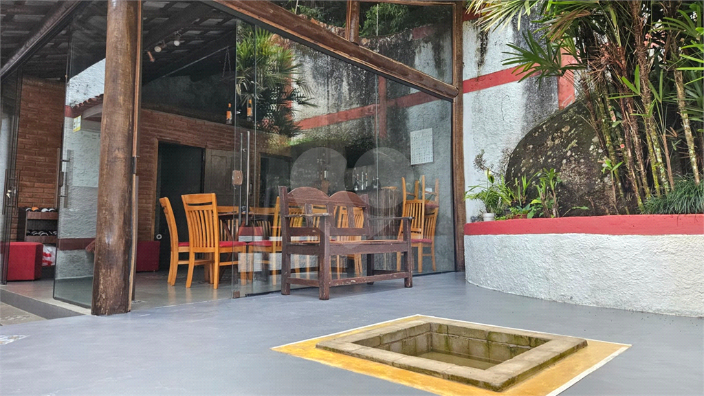 CASA À VENDA NO CLUBE DE CAMPO EM MAIRIPORÃ