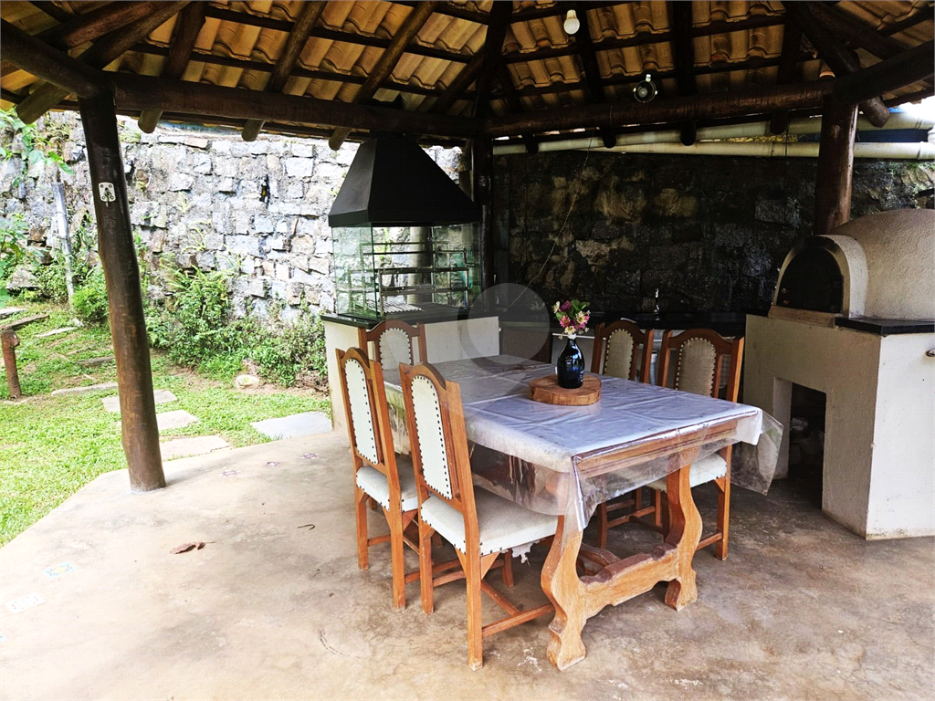 CASA À VENDA NO CLUBE DE CAMPO EM MAIRIPORÃ