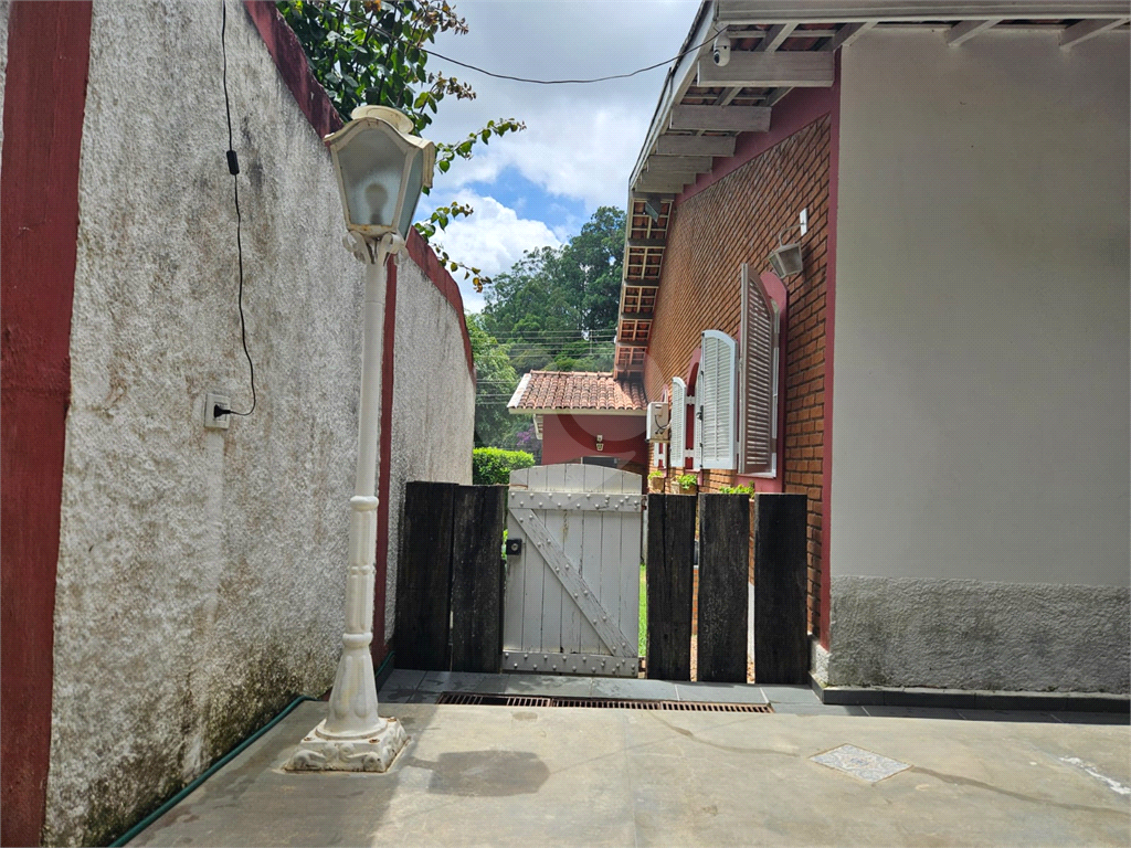 CASA À VENDA NO CLUBE DE CAMPO EM MAIRIPORÃ