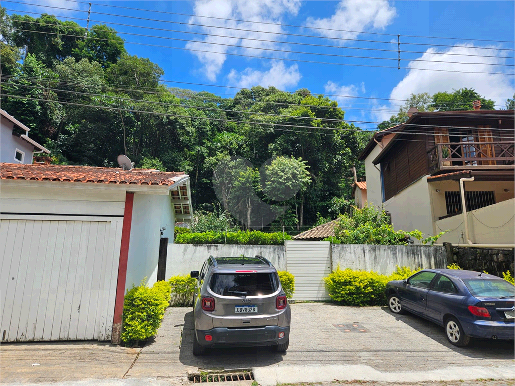 CASA À VENDA NO CLUBE DE CAMPO EM MAIRIPORÃ