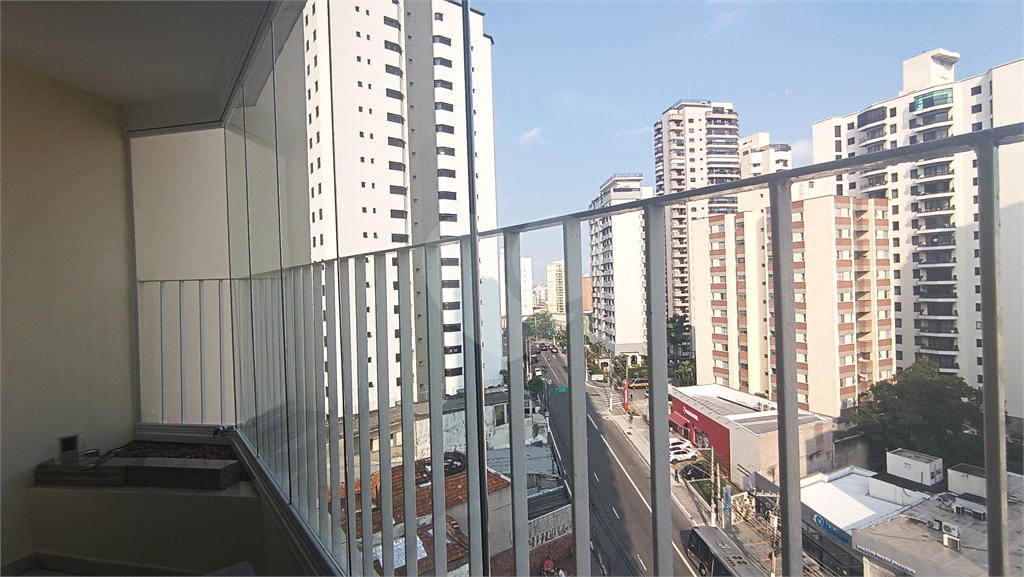 APARTAMENTO em TUCURUVI