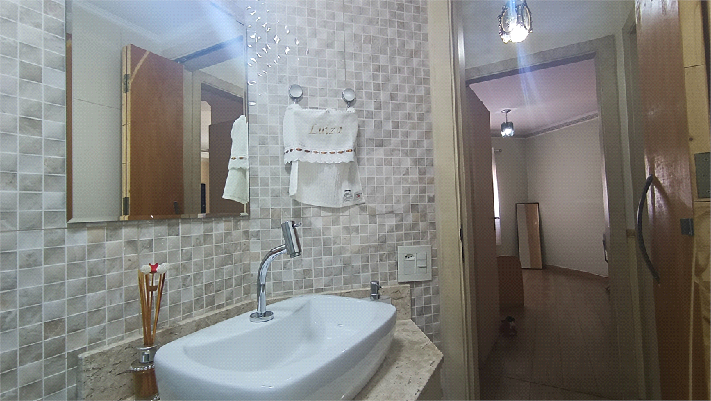 APARTAMENTO em TUCURUVI
