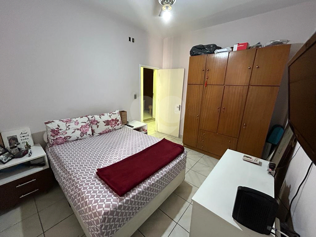 Casa à venda com 3 quartos, 247m² - Foto 11