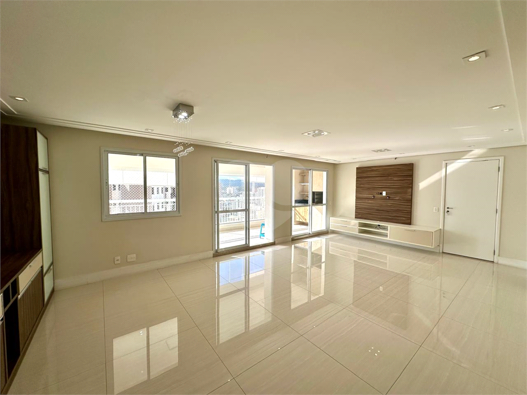 APARTAMENTO em MANDAQUI