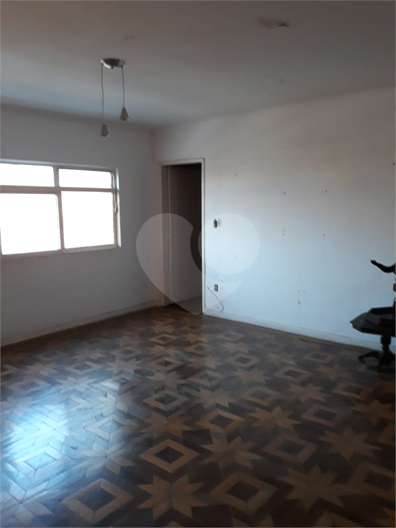 Oportunidade de um Prédio Comercial com moradia no Jardim Vila Formosa