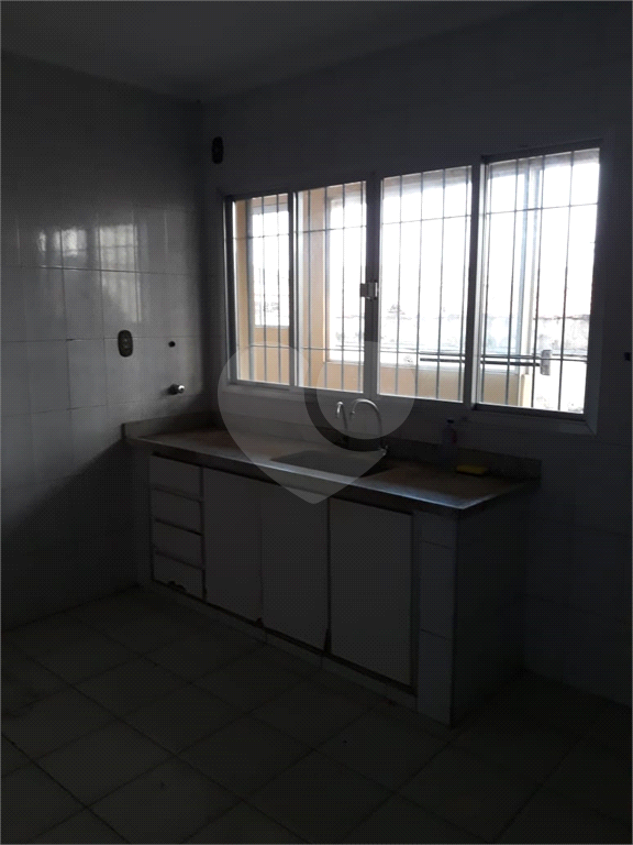 Oportunidade de um Prédio Comercial com moradia no Jardim Vila Formosa