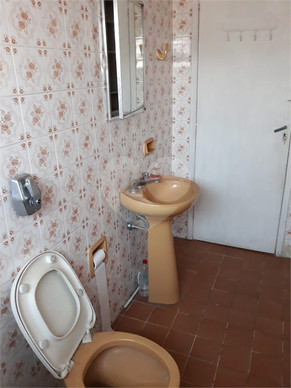 Oportunidade de um Prédio Comercial com moradia no Jardim Vila Formosa