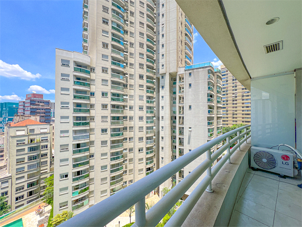 Vende-se: Sala Comercial de 30m², Rua Augusta - Consolação!!!