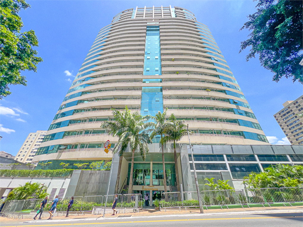 Vende-se: Sala Comercial de 30m², Rua Augusta - Consolação!!!