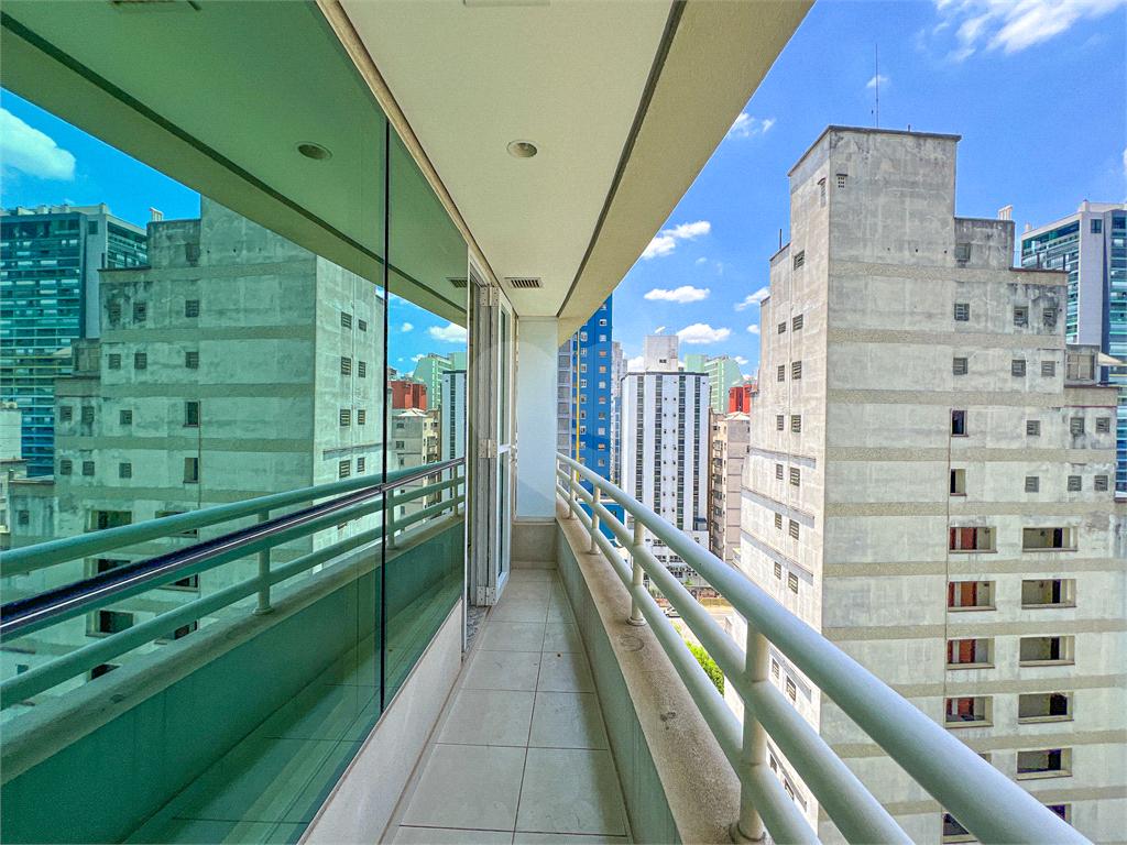 Vende-se: Sala Comercial de 30m², Rua Augusta - Consolação!!!