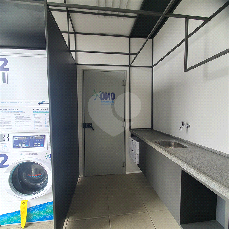 Studio 30m² 01 quarto suíte com varanda e lazer completo Jardins