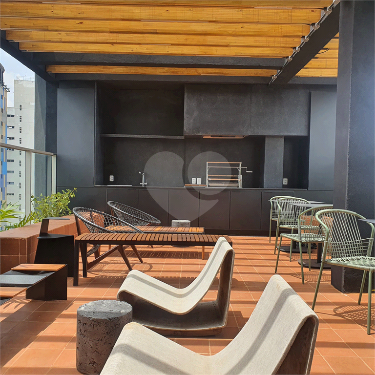 Studio 30m² 01 quarto suíte com varanda e lazer completo Jardins