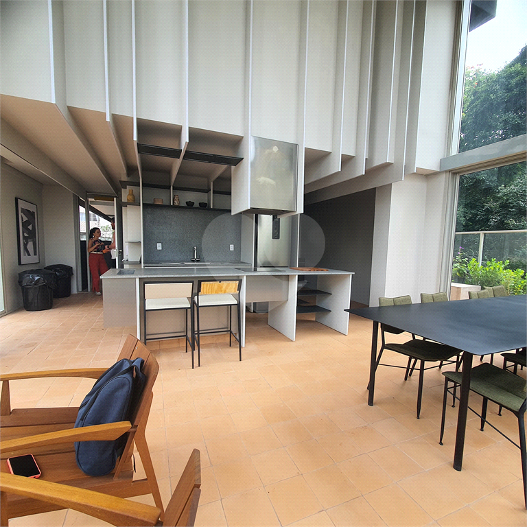 Studio 30m² 01 quarto suíte com varanda e lazer completo Jardins