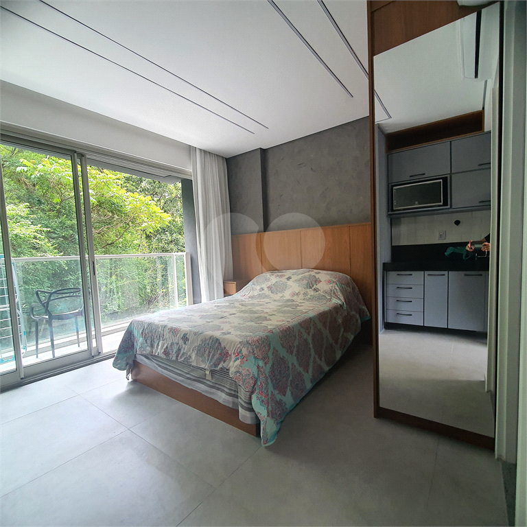 Studio 30m² 01 quarto suíte com varanda e lazer completo Jardins