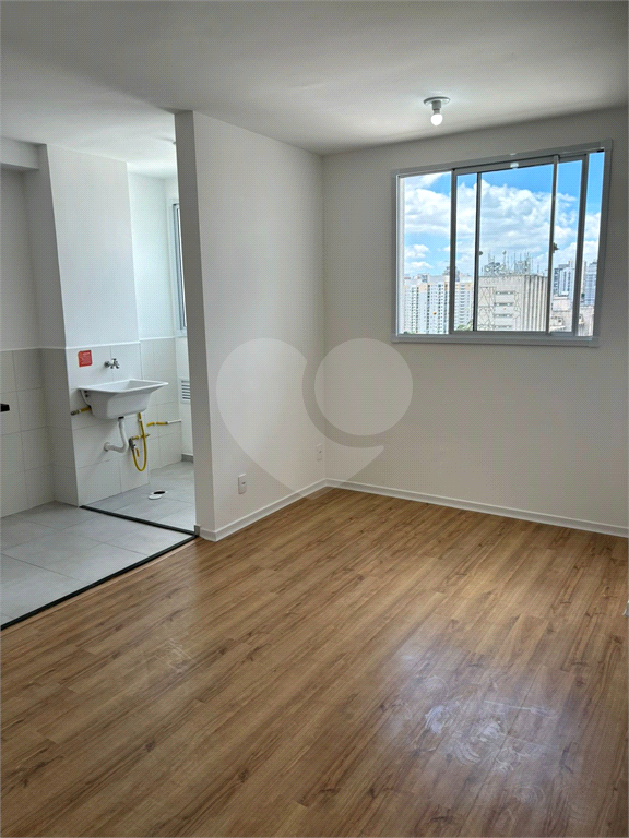 APARTAMENTO em LAPA