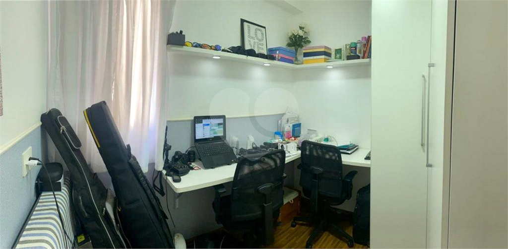 APARTAMENTO em HORTO