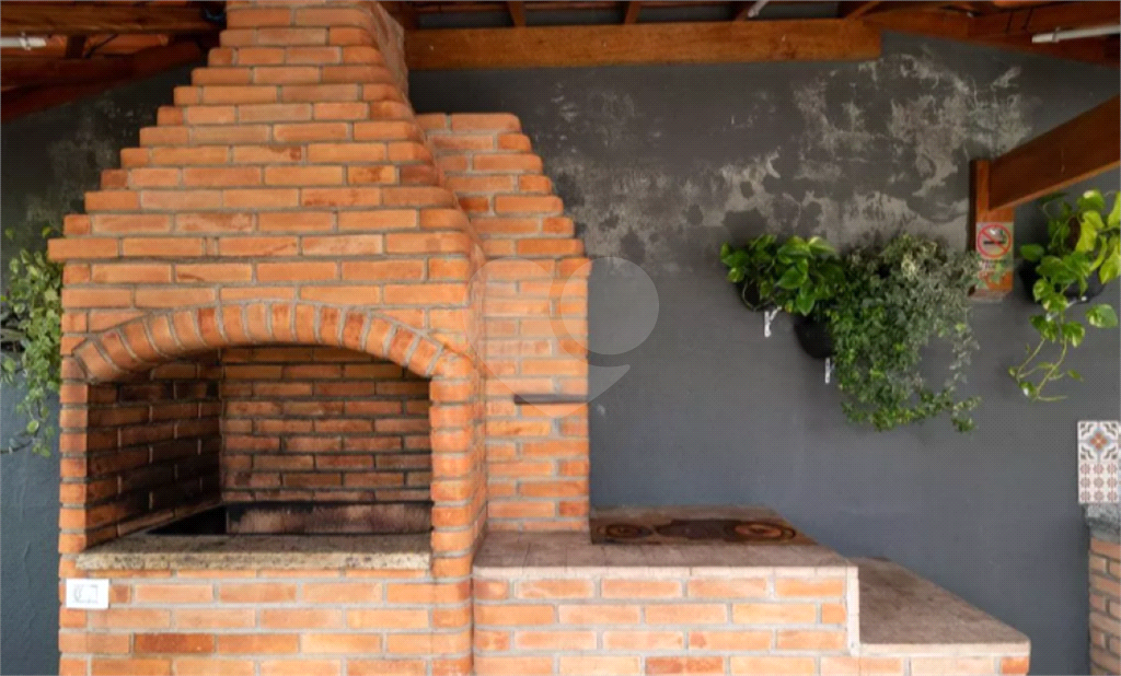 APARTAMENTO em CASA VERDE