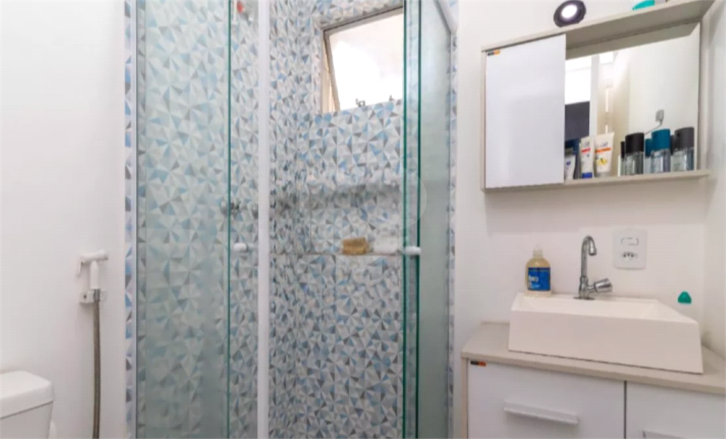APARTAMENTO em CASA VERDE