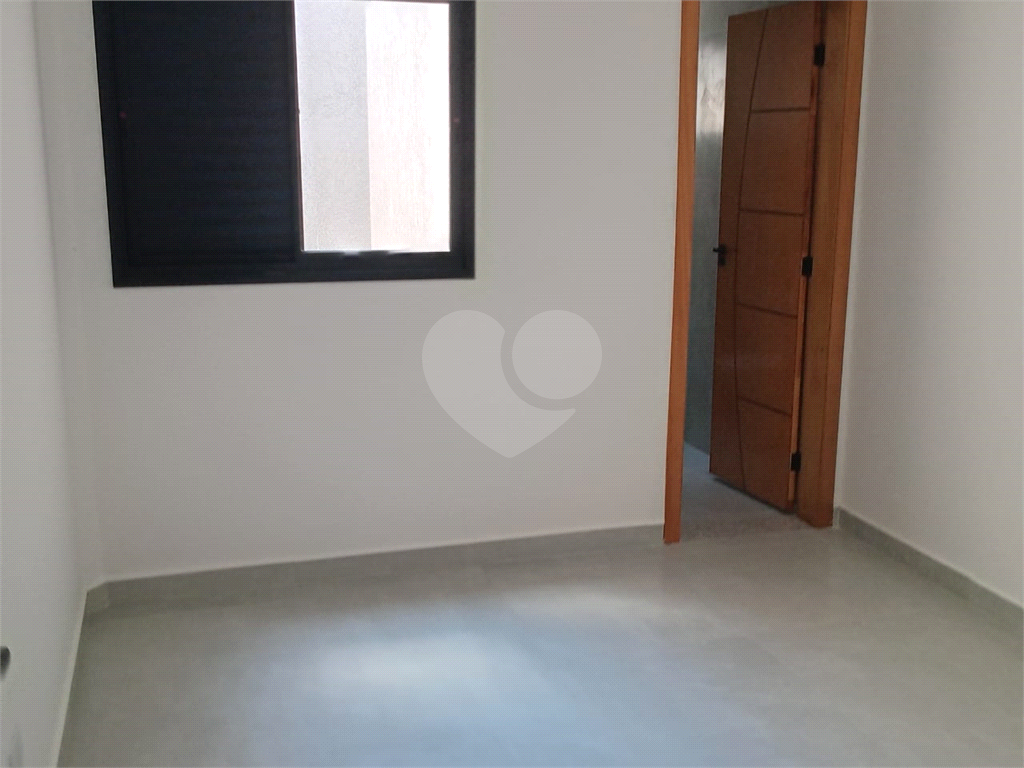 casa com 215 m² em aclive, rua residencial, próxima as avenidas Dep Emílio Carlos e Inajar de Souza