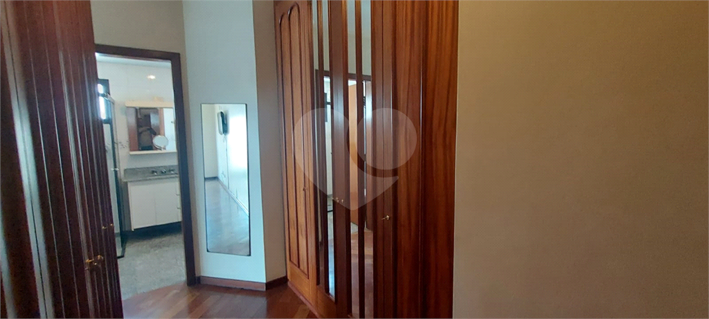APARTAMENTO em TATUAPÉ