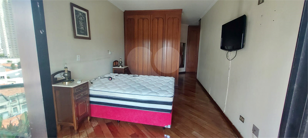 APARTAMENTO em TATUAPÉ