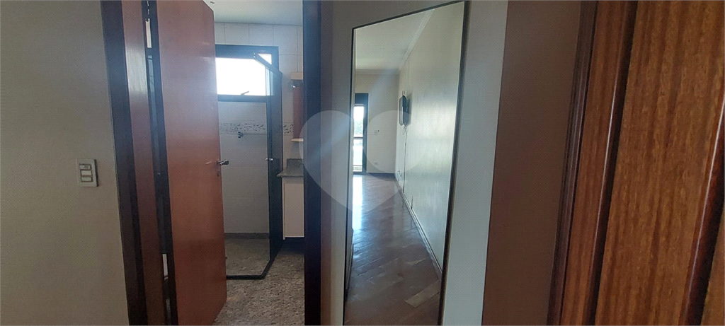 APARTAMENTO em TATUAPÉ