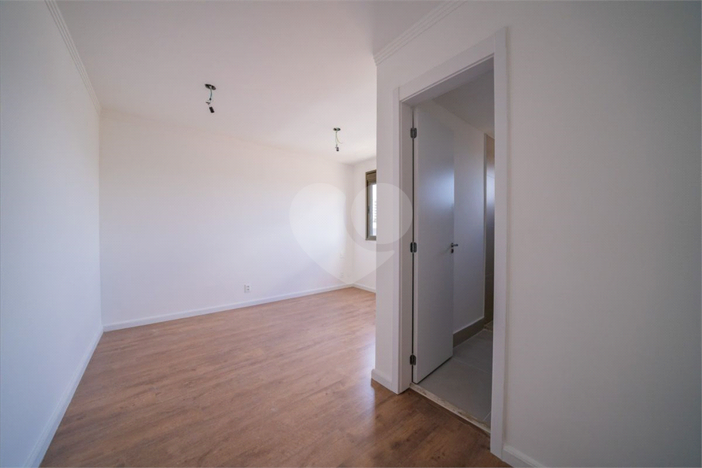 Apartam,ento com 93m² , 2 quarto sendo 1 suiteAv. Nazaré