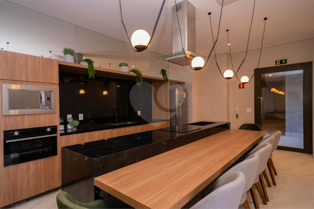 Apartam,ento com 93m² , 2 quarto sendo 1 suiteAv. Nazaré