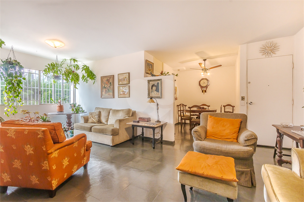 Apartamento Residencial - Alto de Pinheiros