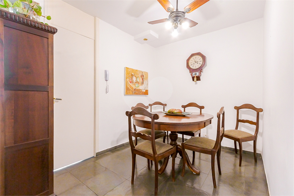 Apartamento Residencial - Alto de Pinheiros