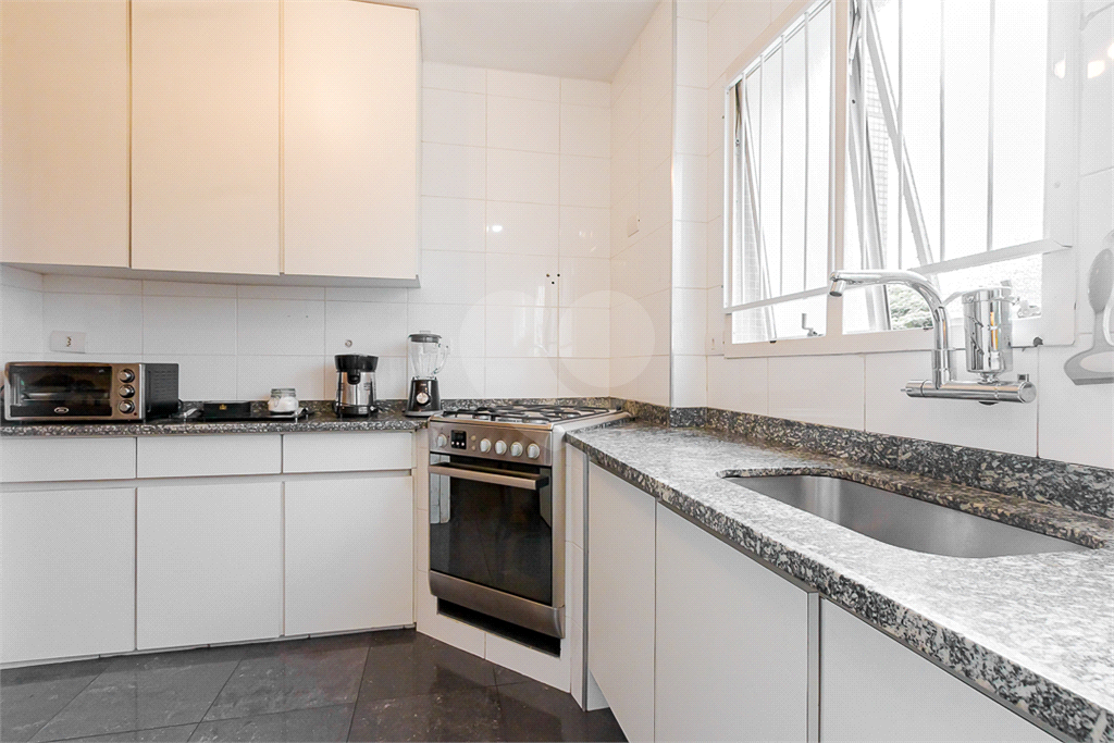 Apartamento Residencial - Alto de Pinheiros