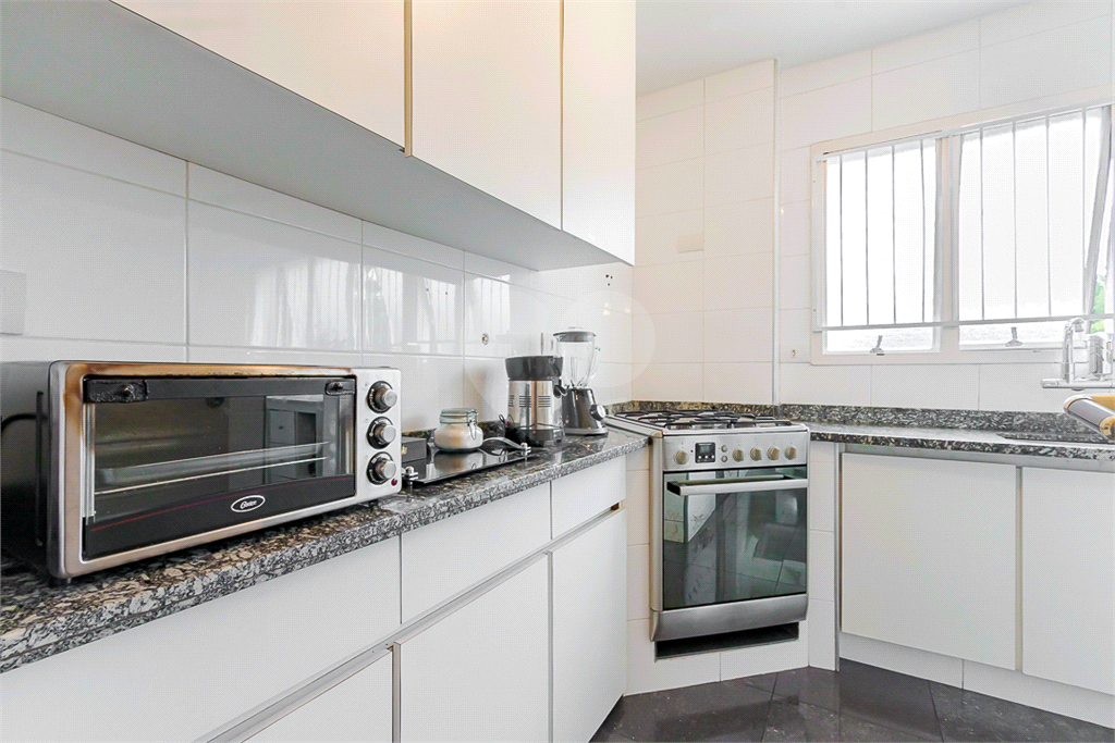 Apartamento Residencial - Alto de Pinheiros