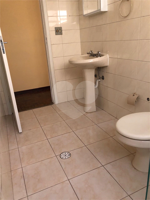 Casa à venda com 7 quartos, 240m² - Foto 15