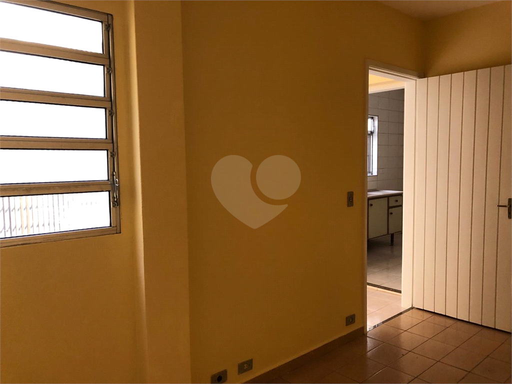 Casa à venda com 7 quartos, 240m² - Foto 25