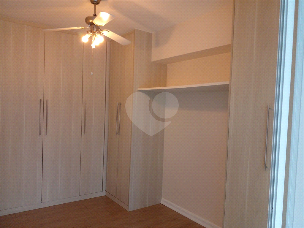 APARTAMENTO em ANÁLIA FRANCO