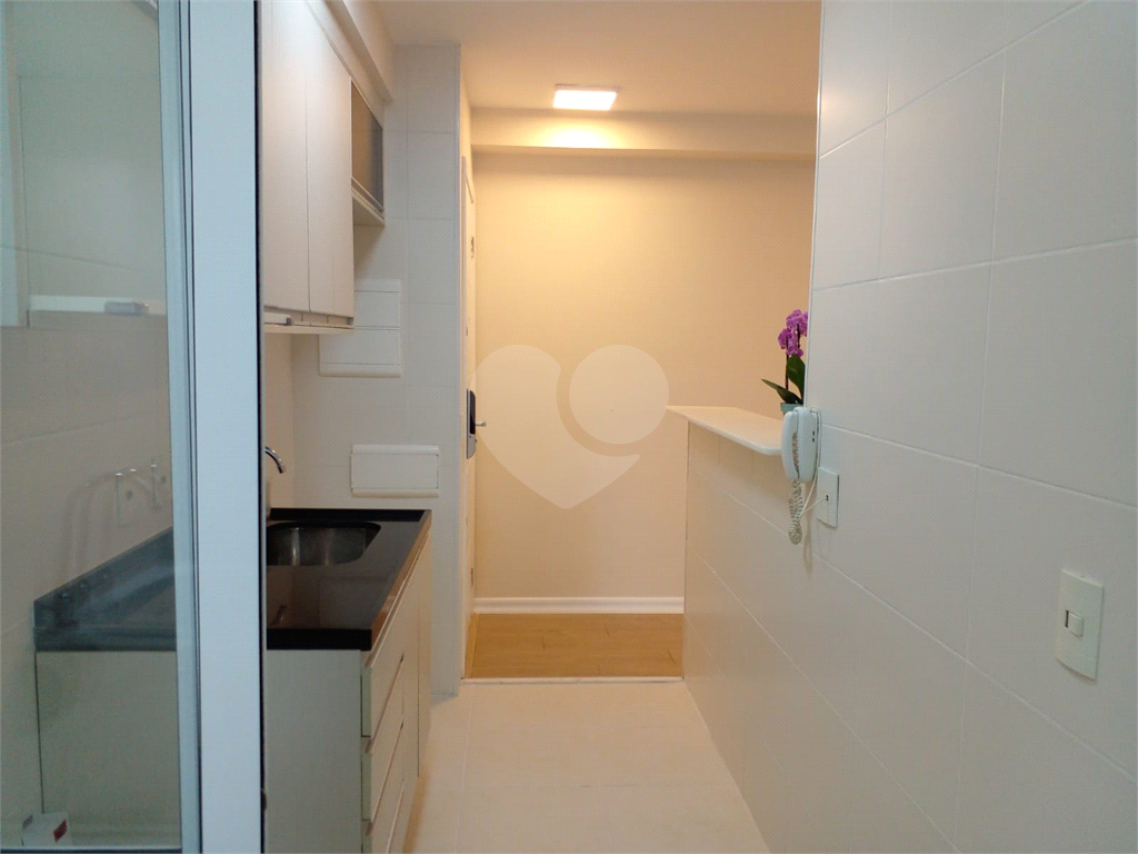 APARTAMENTO em ANÁLIA FRANCO
