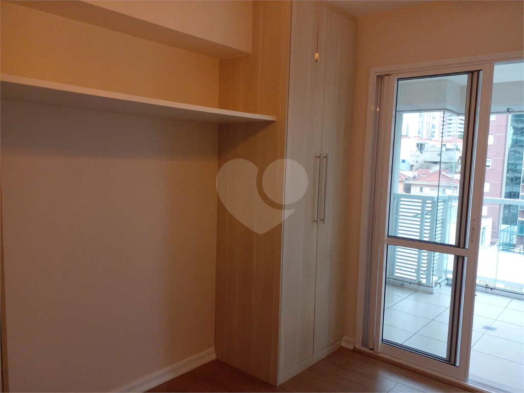 APARTAMENTO em ANÁLIA FRANCO