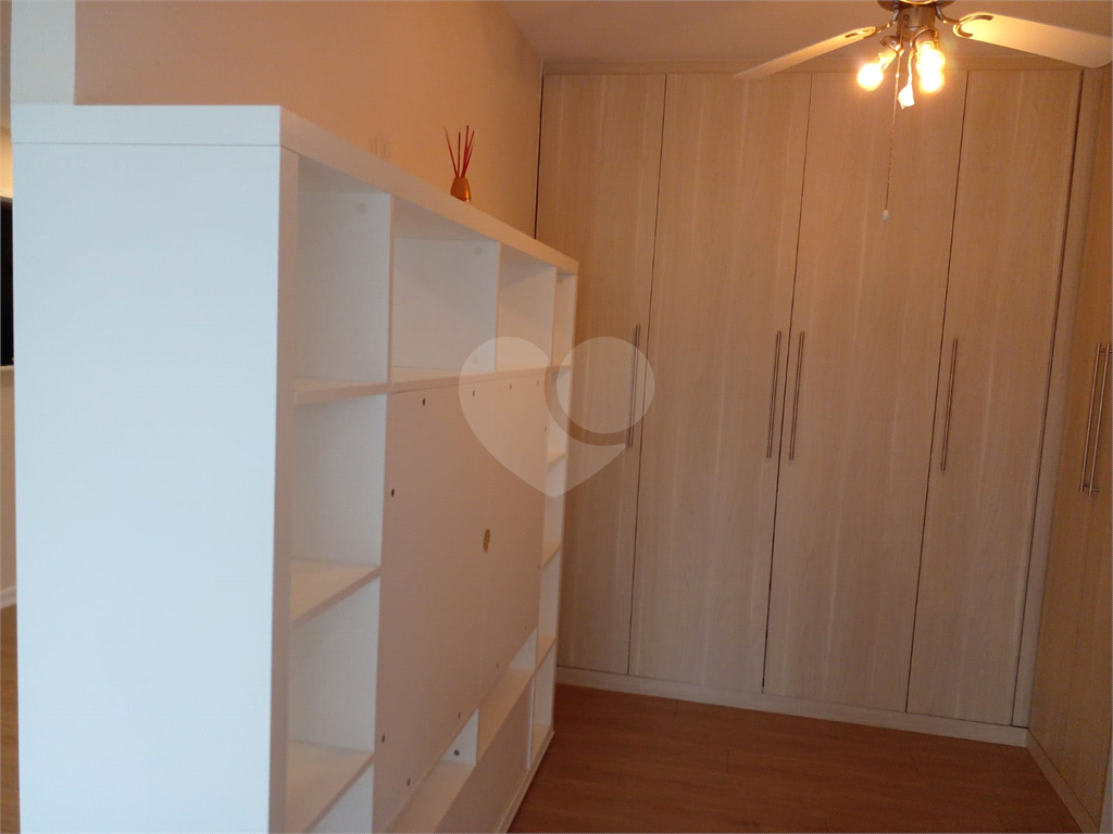 APARTAMENTO em ANÁLIA FRANCO