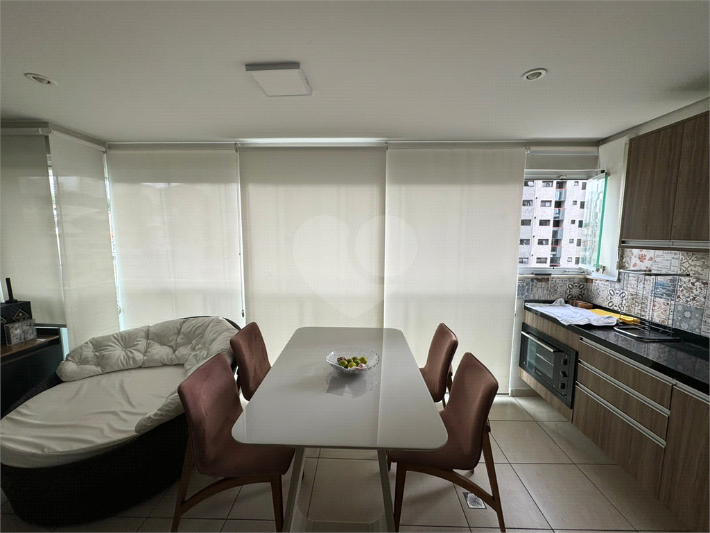 APARTAMENTO em ANÁLIA FRANCO