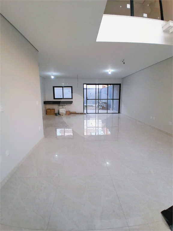 Casa de Condomínio à venda com 3 quartos, 211m² - Foto 29