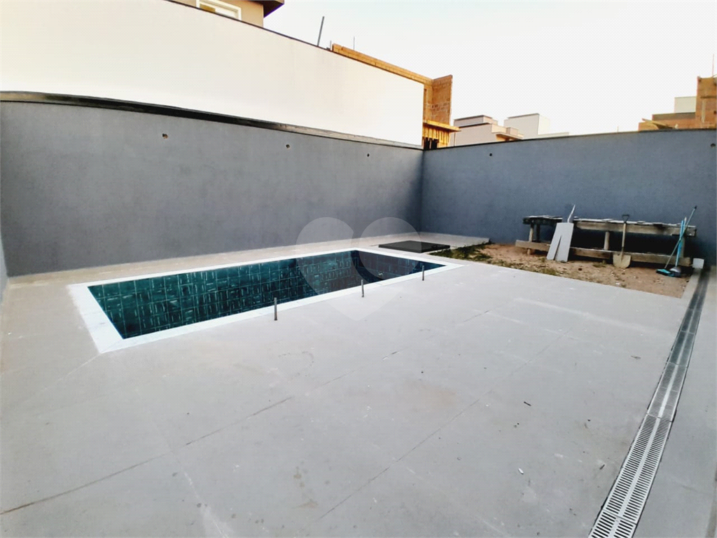 Casa de Condomínio à venda com 3 quartos, 211m² - Foto 3