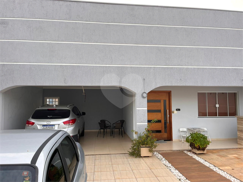 Casa à venda com 3 quartos, 217m² - Foto 15