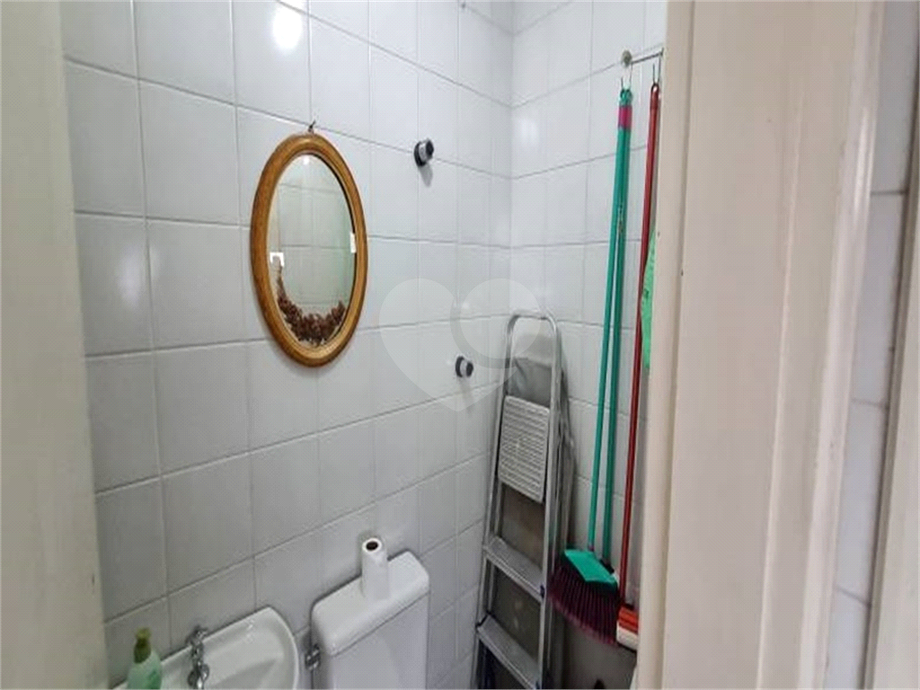 Apartamento à venda com 3 quartos, 156m² - Foto 19