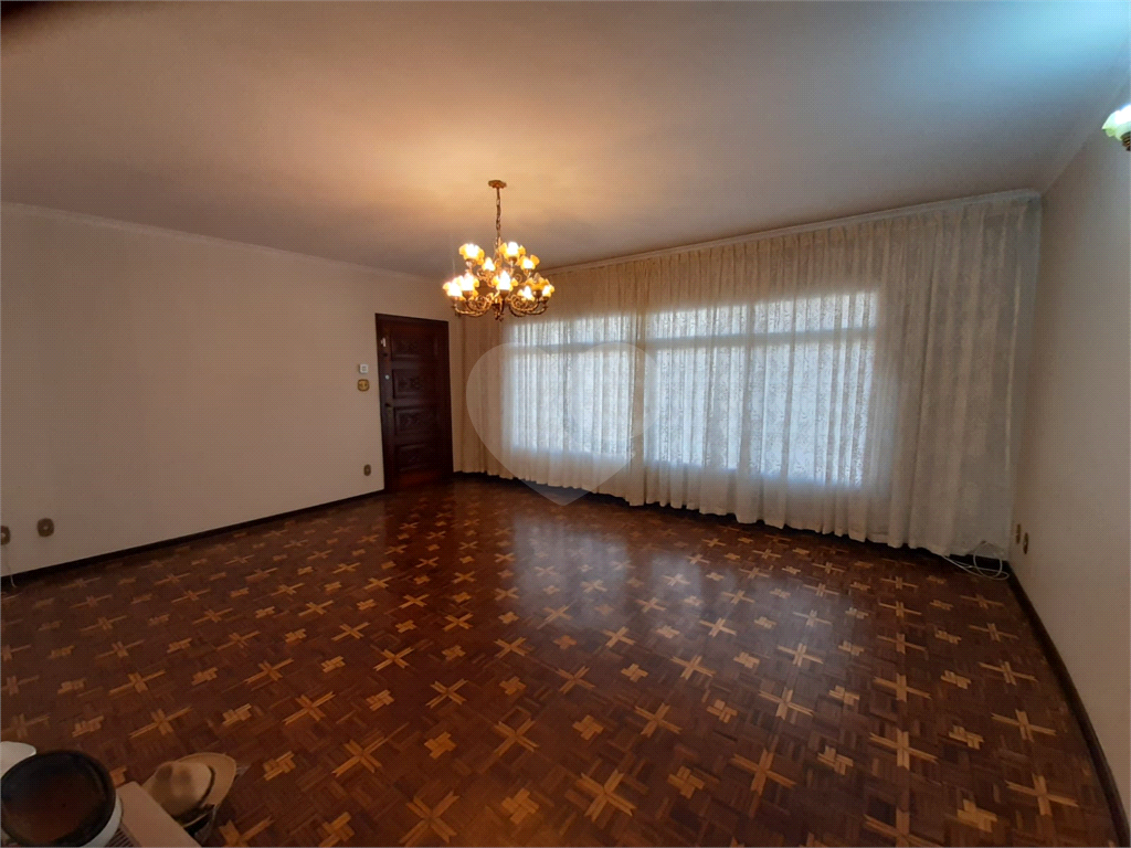 Casa assobradada no Jardim França 3 dormitórios