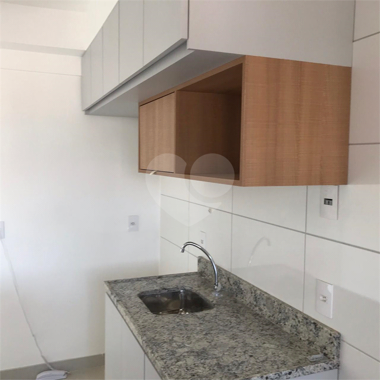 Locação ao lado do Metrô