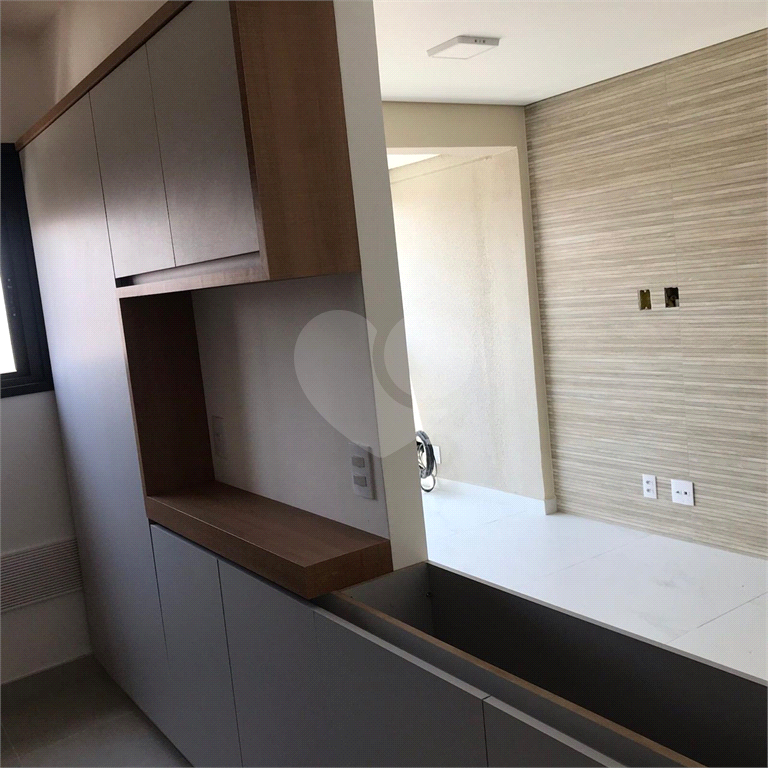 Locação ao lado do Metrô