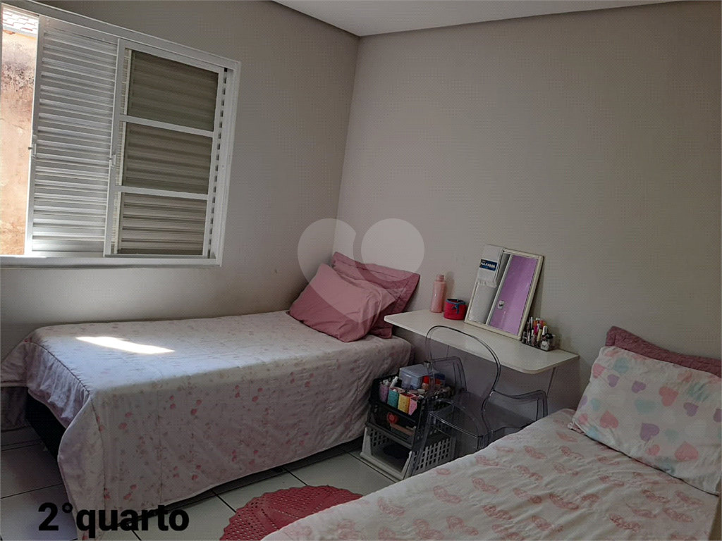 Casa à venda com 2 quartos, 200m² - Foto 21