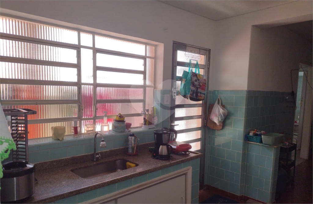 Sobrado a venda  no bairro de Canindé. Com uma área de 127 m², 03 dormitorios, 02 banheiros, 02 vaga