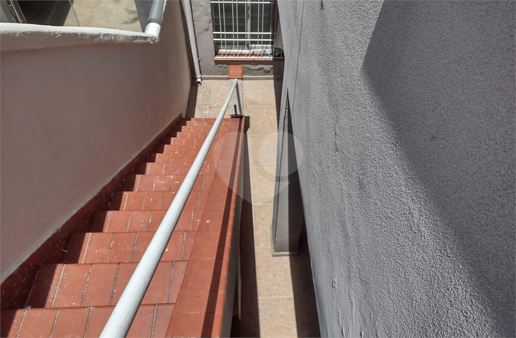 Sobrado a venda  no bairro de Canindé. Com uma área de 127 m², 03 dormitorios, 02 banheiros, 02 vaga