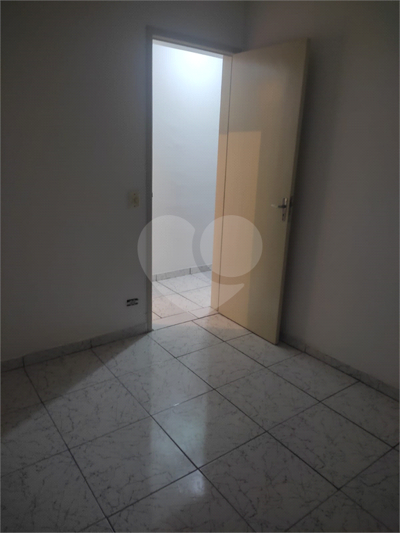 Apto 2 quartos 1 vaga sacada na Vila Sonia - Praia Grande